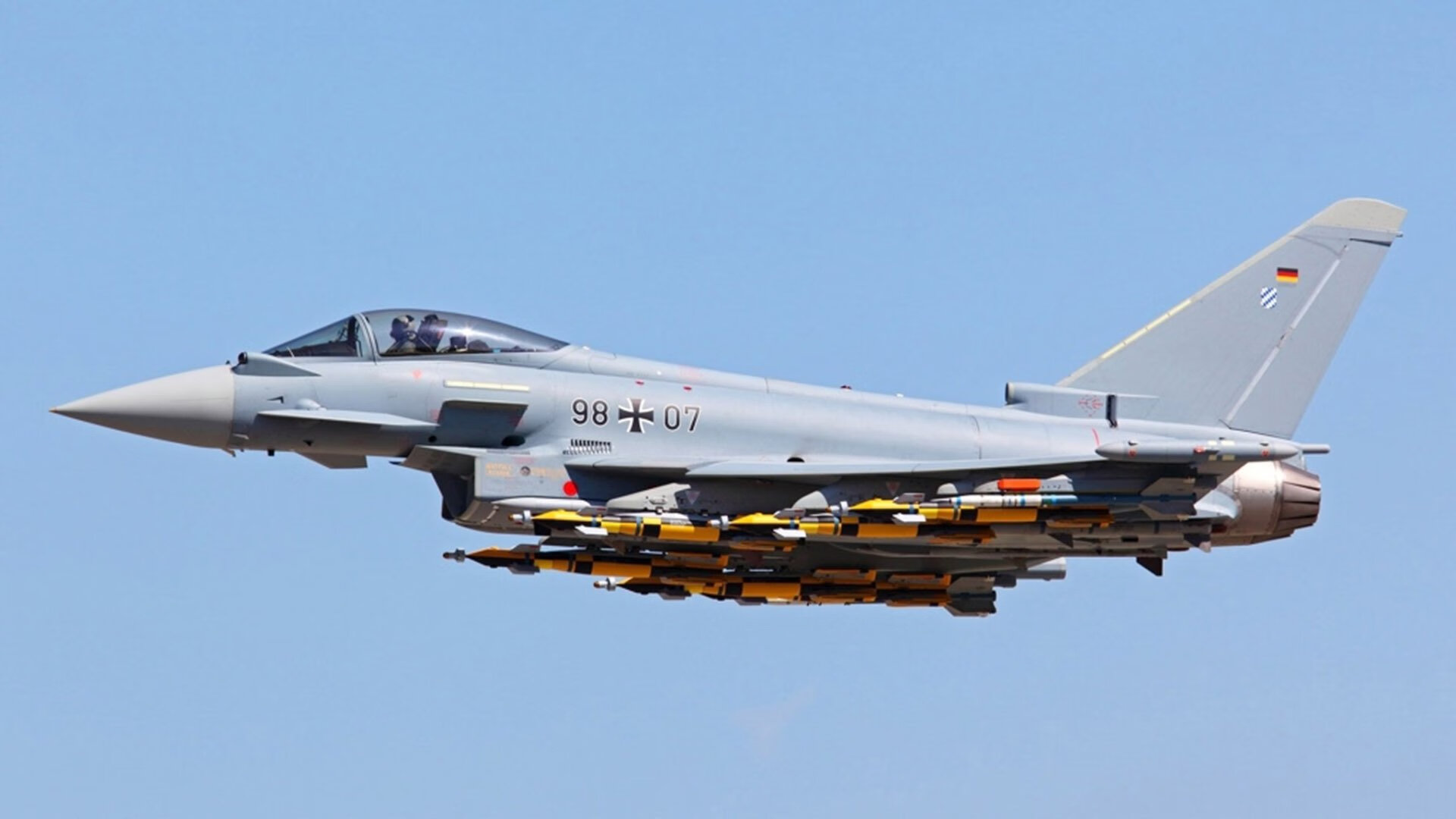 九游（jiuyou.com）游戏-赛道上最炫科技：虚拟现实与实时数据分析，虚拟现实最新技术