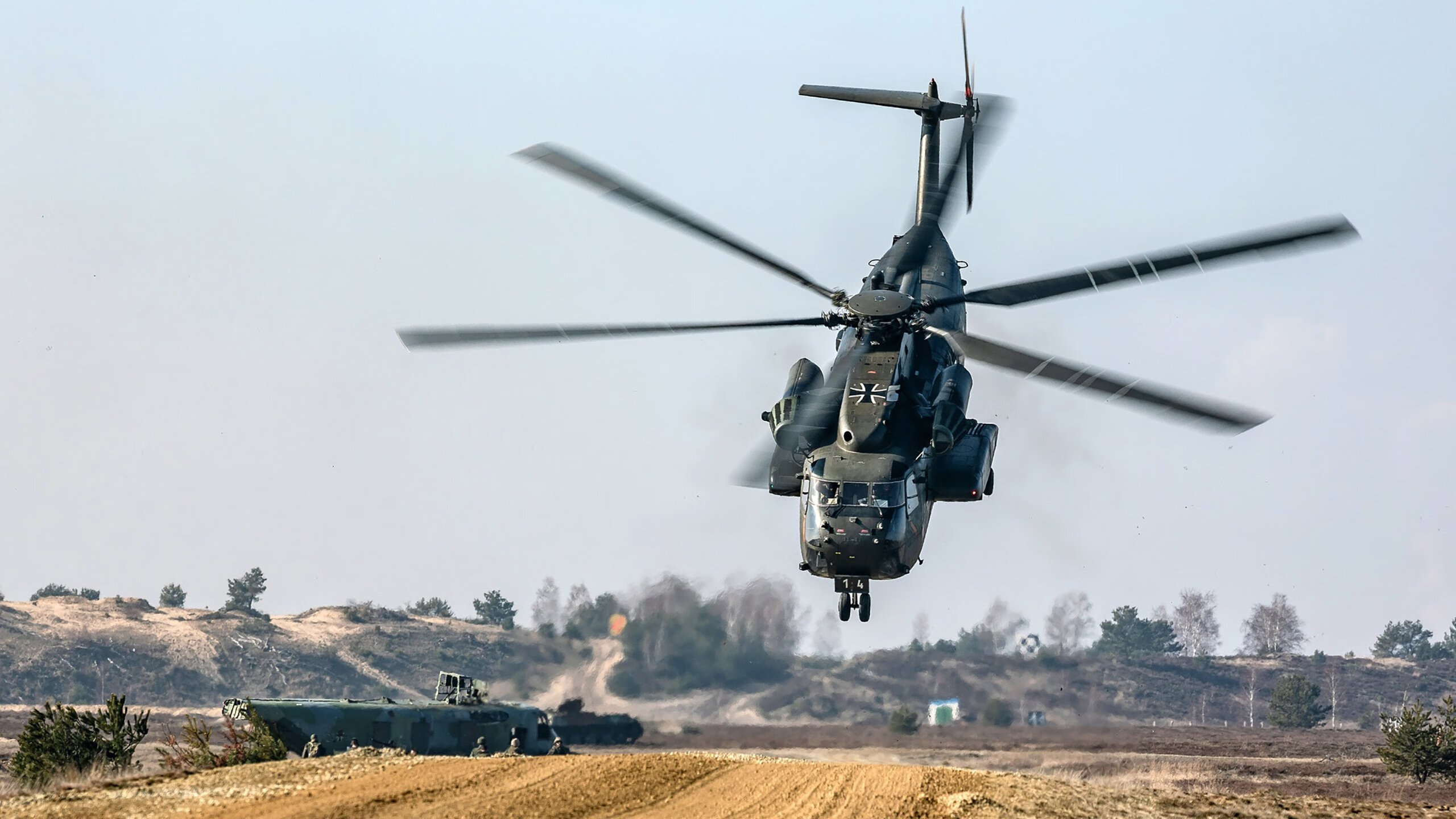 九游网游官网-凯撒酋长引进外援球员，增强球队实力，凯撒足球员