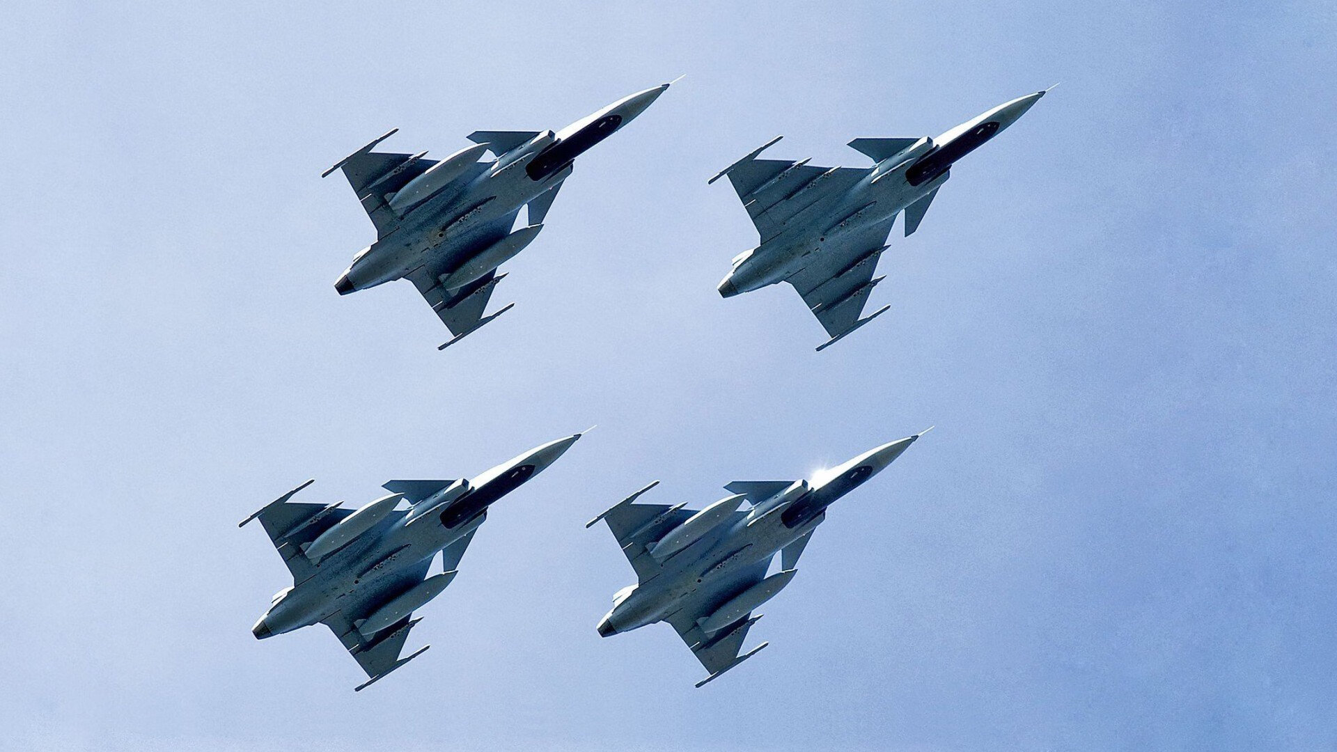 利雅得新月豪取十连胜领跑积分榜,利雅得新月阵容豪华