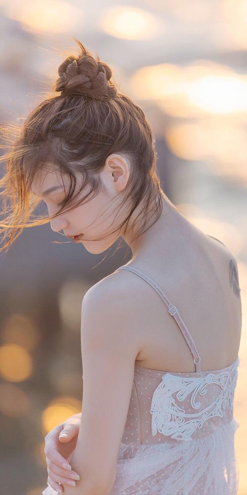 九游娱乐(jiuyou)官方网站-世界杯逆天反击：瞬间撕开防线，点燃全场！，世界杯回眸